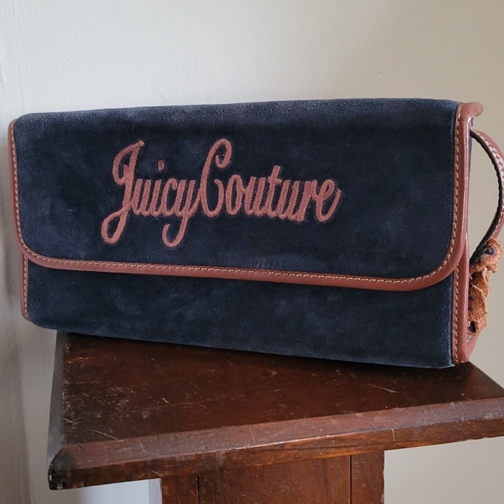 2000s Y2K Juicy Couture Leather Trimmed Velour Make-up Travel Case